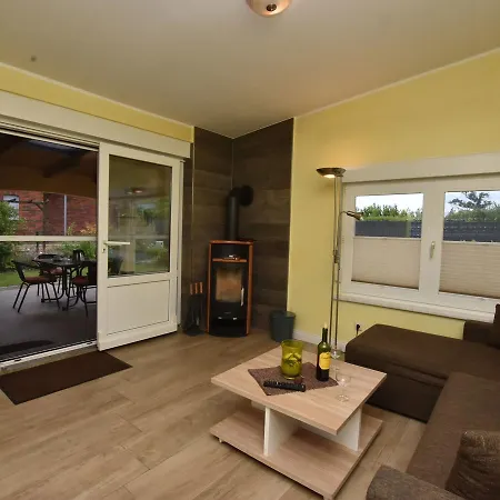 Holiday home Quiet Bunglow In Near Baltic Sea Coast Roggow