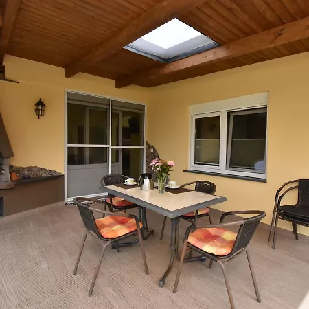 Holiday home Quiet Bunglow In Near Baltic Sea Coast *