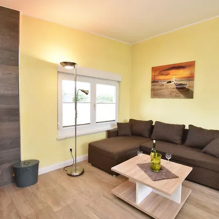 Quiet Bunglow In Near Baltic Sea Coast Holiday home